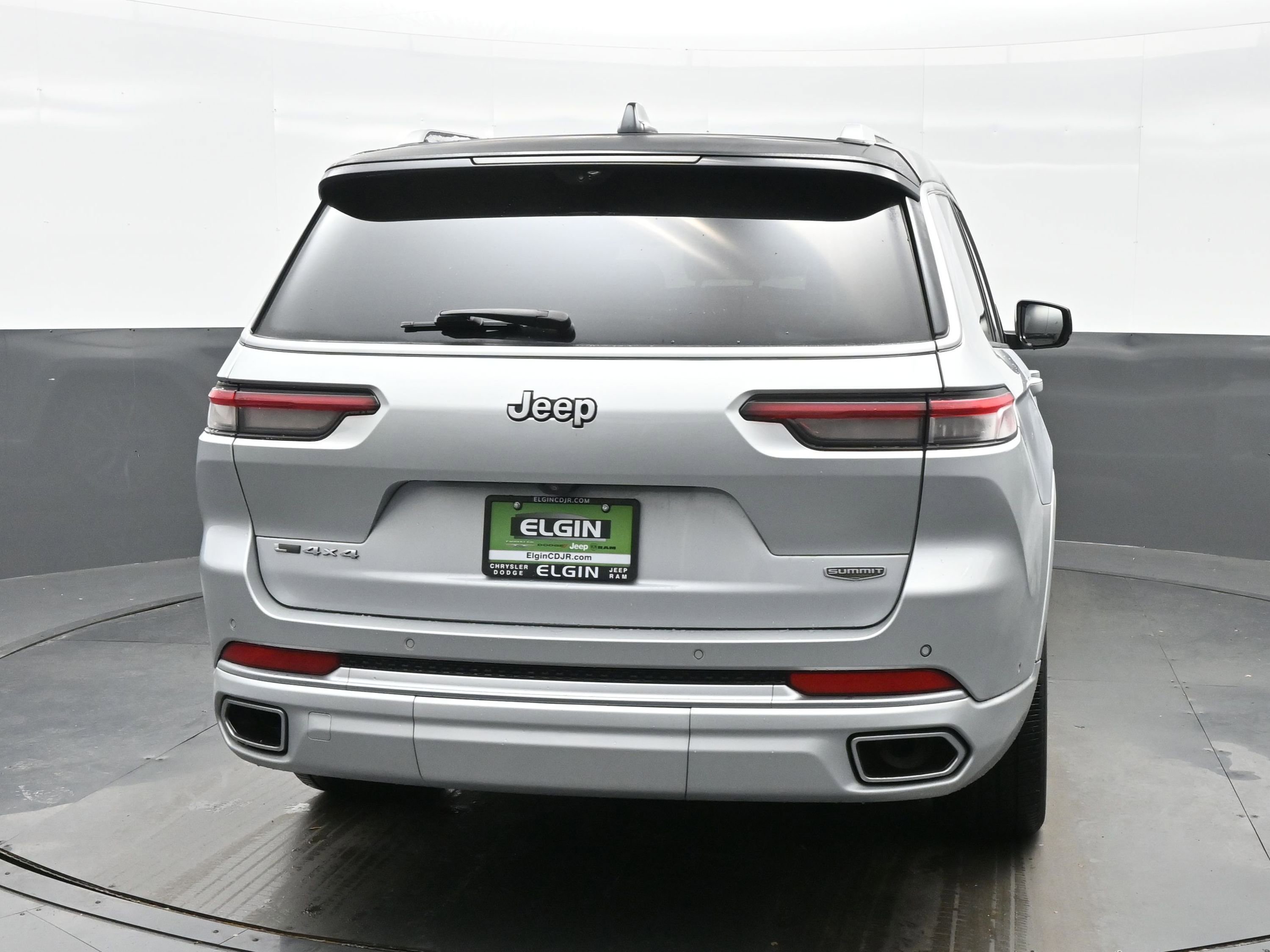 Used 2023 Jeep Grand Cherokee L Summit image 5