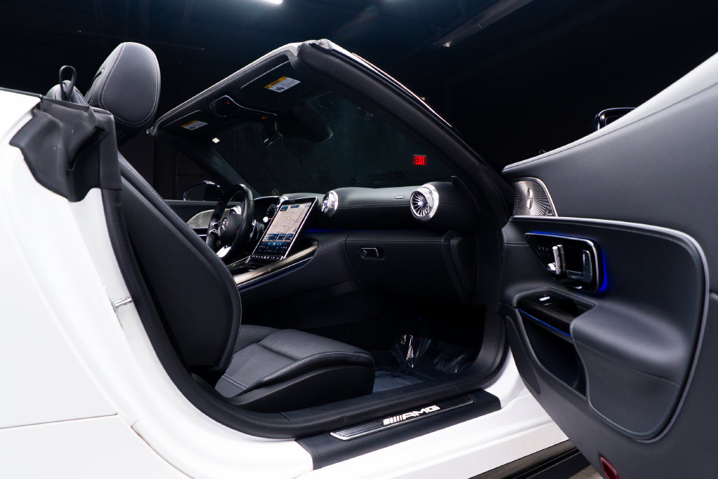 Used 2022 Mercedes-Benz SL 55 AMG 4MATIC w/ Driver Assistance Package image 55