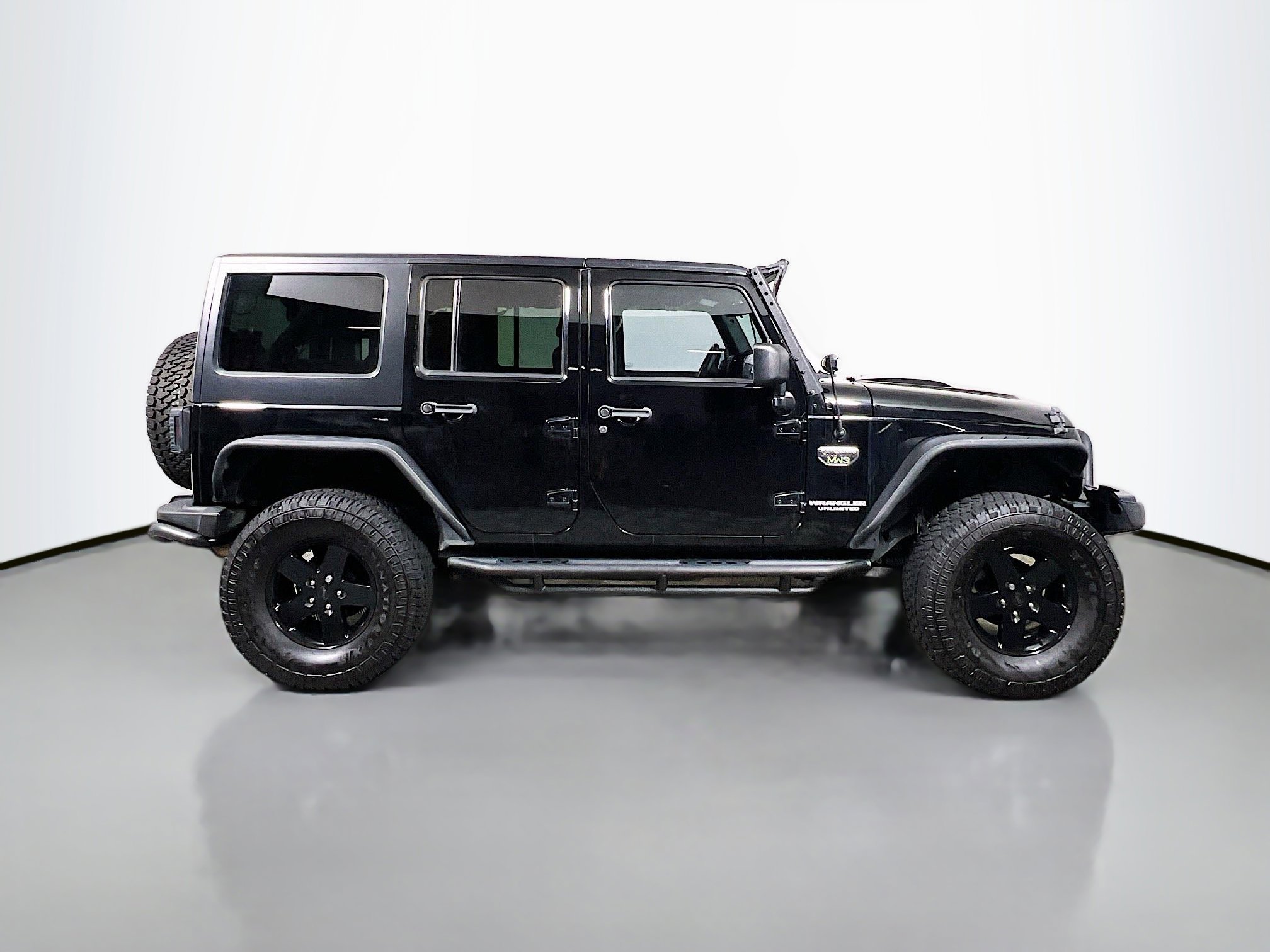 Used 2012 Jeep Wrangler Unlimited Rubicon image 3