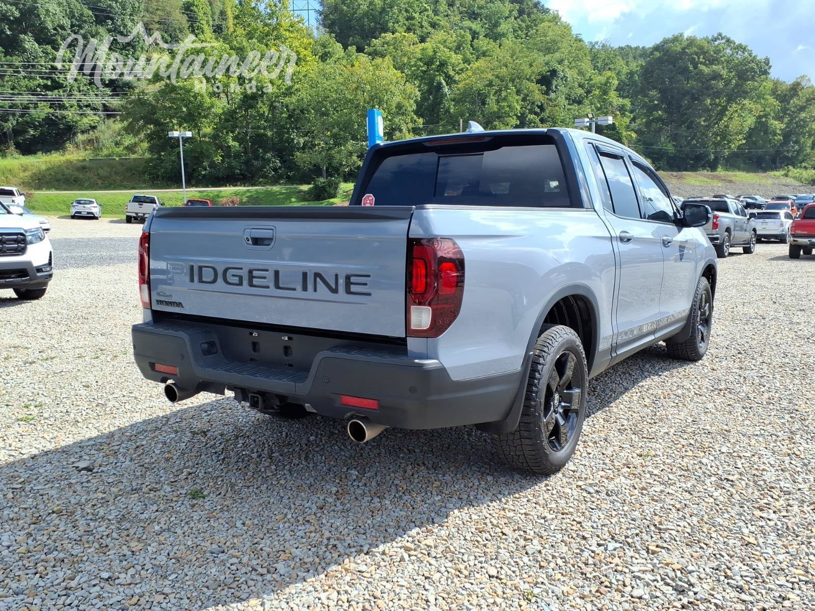 Certified 2024 Honda Ridgeline Black Edition image 5