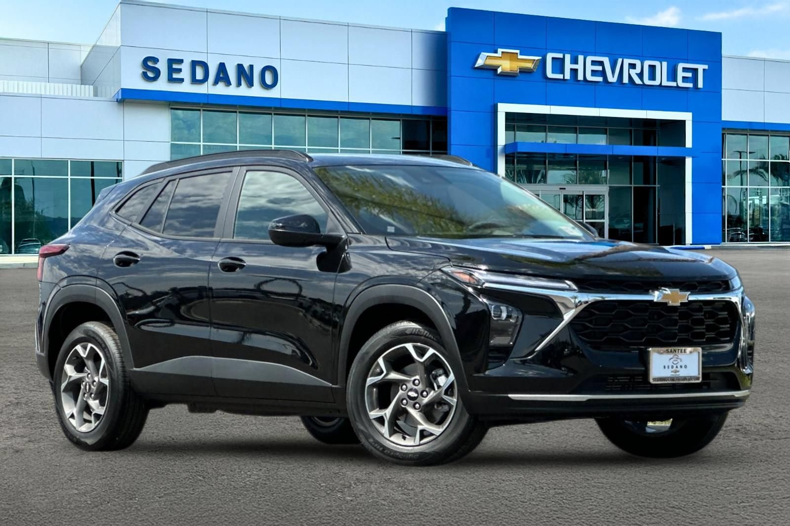 New 2026 Chevrolet Trax LT FWD image 2