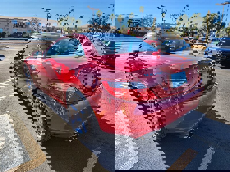 Used 2015 Mercedes-Benz SLK 250 w/ Premium Package image 6