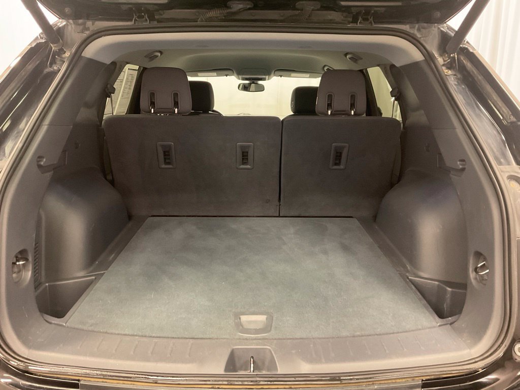 Used 2019 Chevrolet Blazer LT FWD image 9