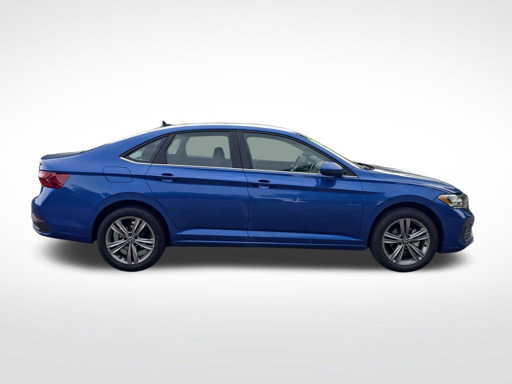 Used 2022 Volkswagen Jetta SE FWD image 7