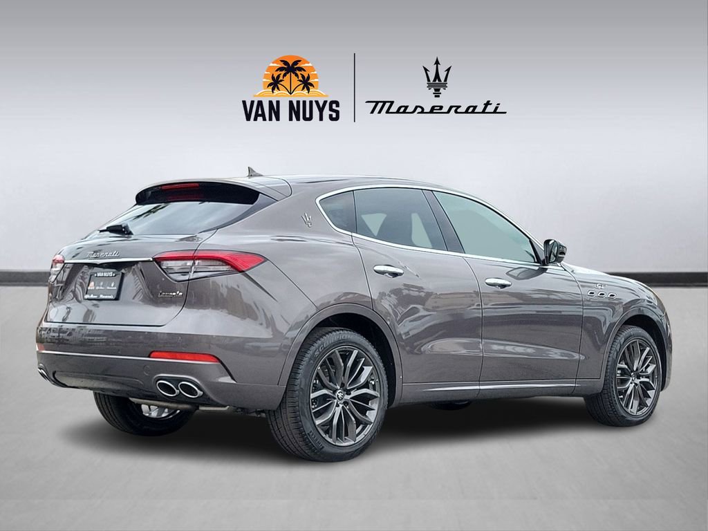 New 2024 Maserati Levante GT Ultima image 2