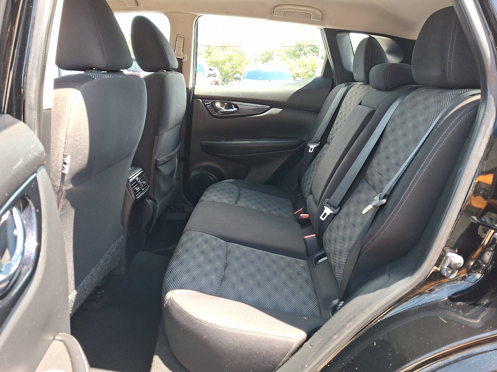 Used 2019 Nissan Rogue Sport SV AWD/4WD image 11