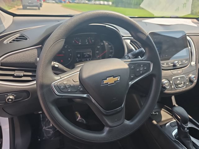 Used 2024 Chevrolet Malibu LS w/ Driver Confidence Package FWD image 16