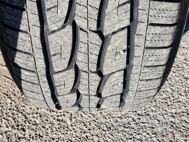 Used 2024 Chevrolet Silverado 1500 LT image 11