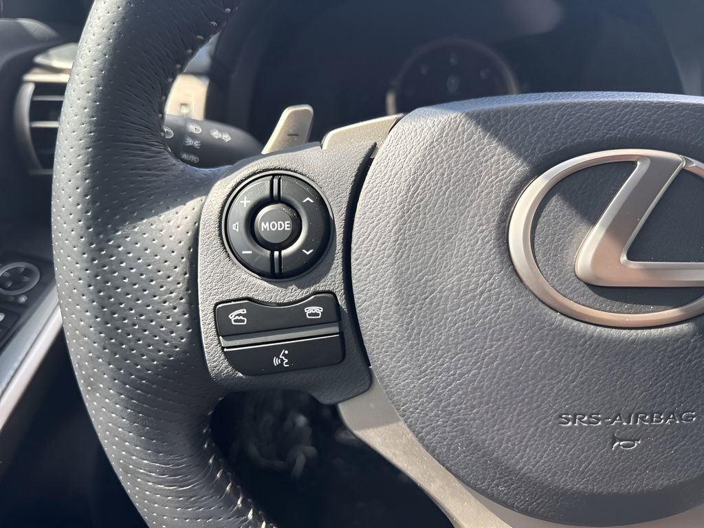 Used 2016 Lexus IS 200t w/ F Sport Package RWD image 15