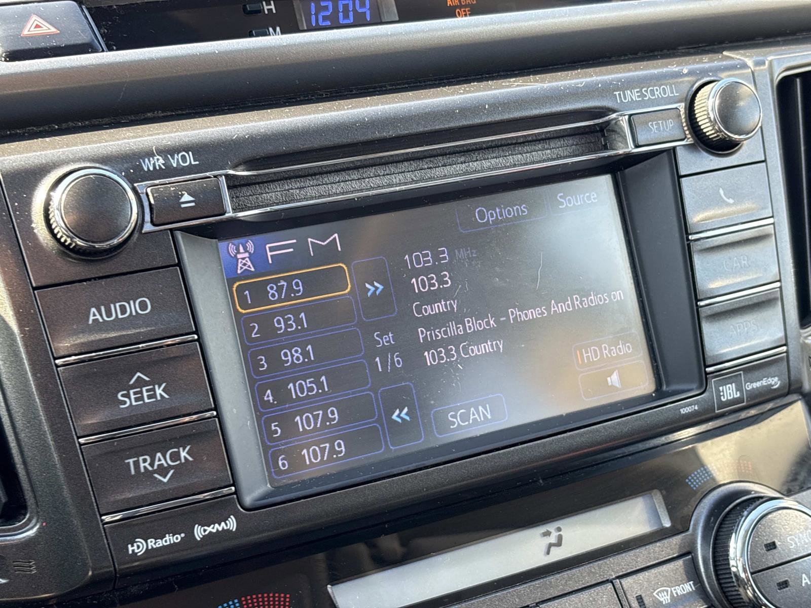 Used 2013 Toyota RAV4 Limited image 23