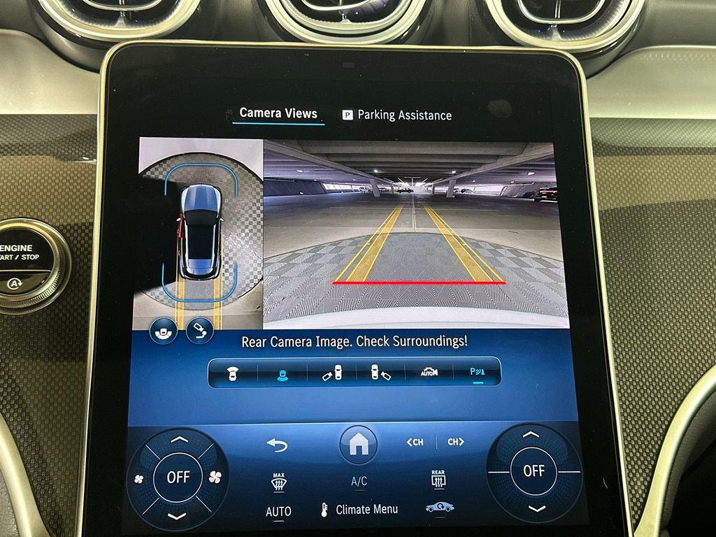 Used 2025 Mercedes-Benz GLC 300 4MATIC image 32