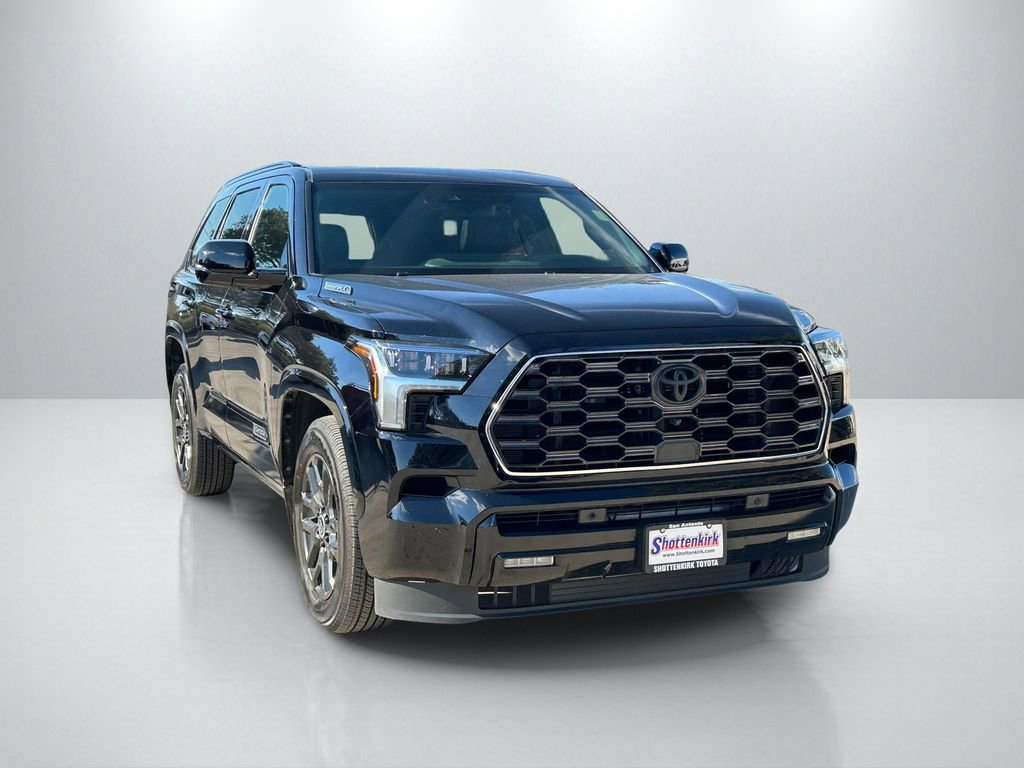 Used 2024 Toyota Sequoia Platinum AWD/4WD image 3