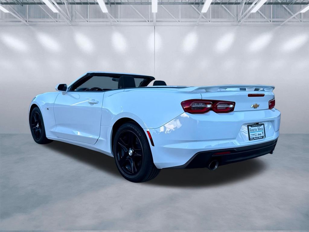 Used 2020 Chevrolet Camaro LT image 4