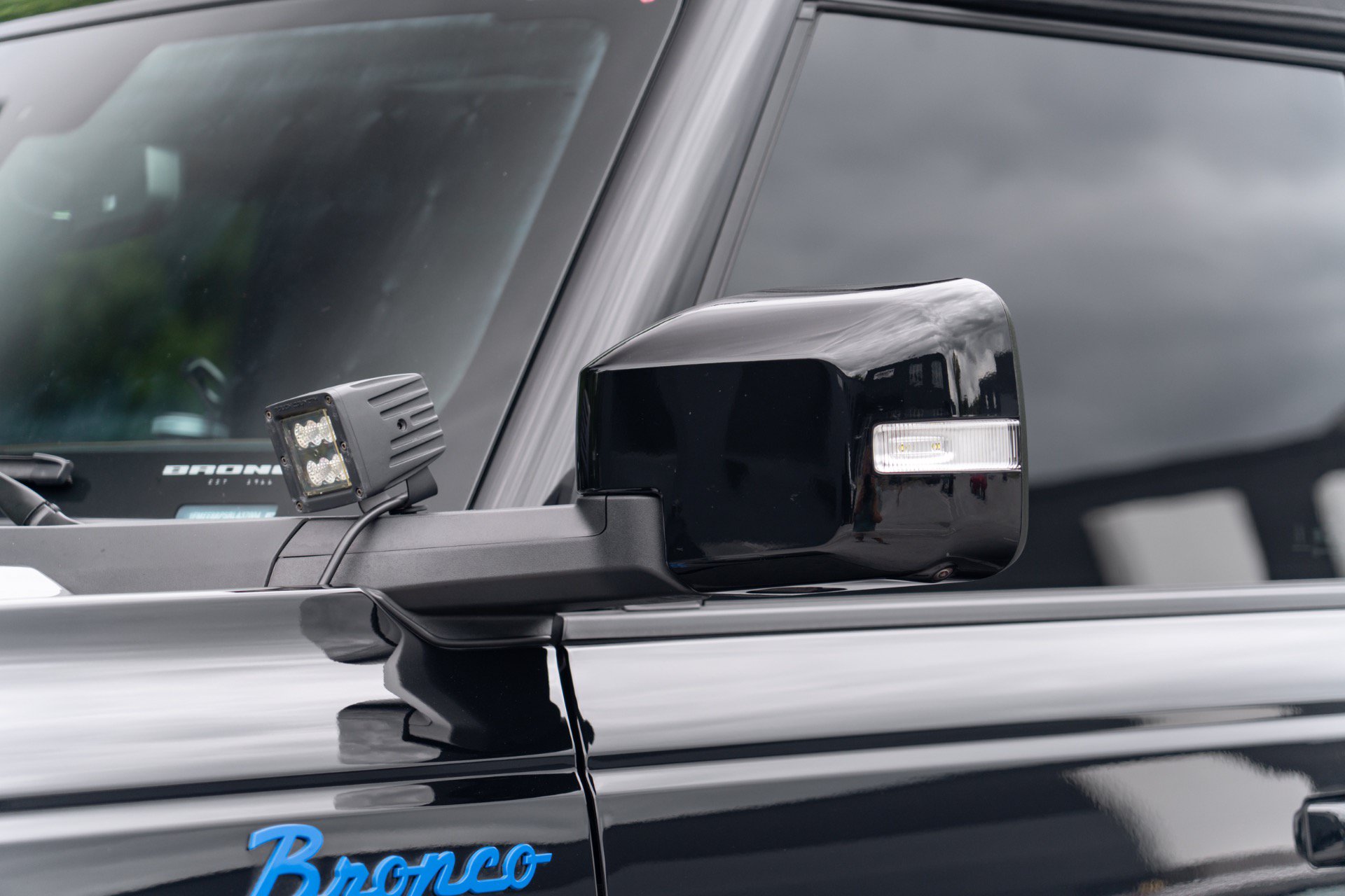 Used 2024 Ford Bronco Outer Banks AWD/4WD image 48