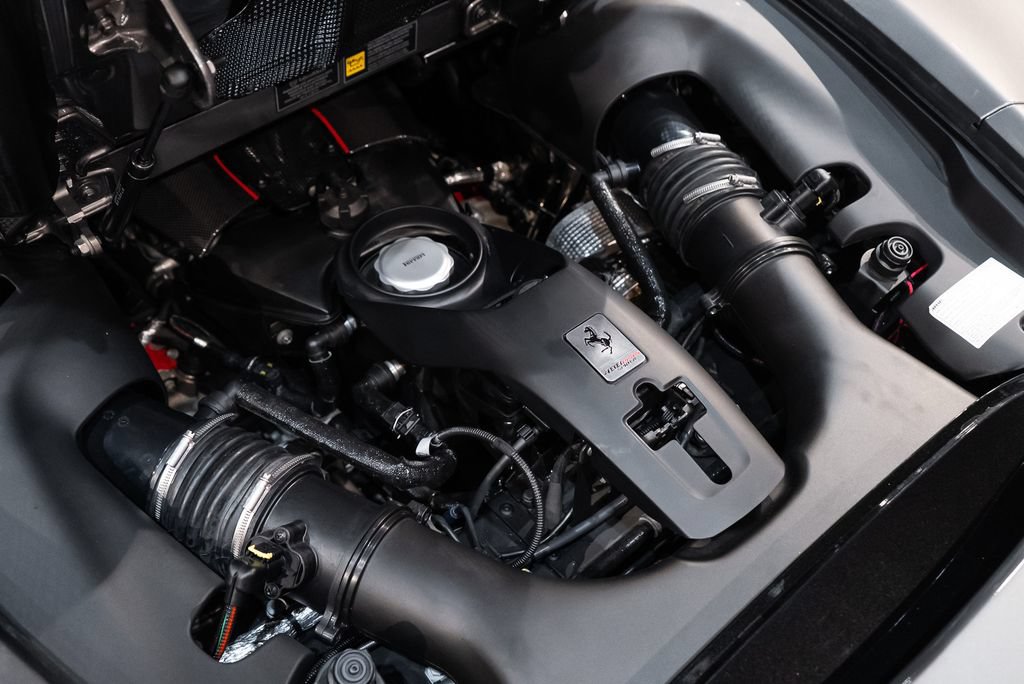 Certified 2019 Ferrari 488 Pista Spider RWD image 13