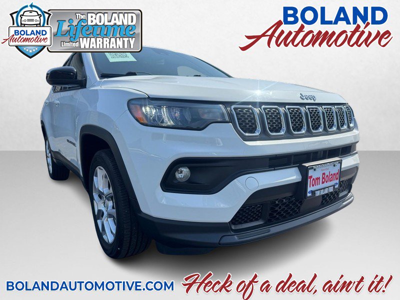 Used 2023 Jeep Compass Latitude AWD/4WD image 1