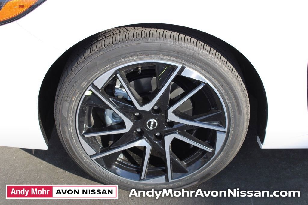 New 2025 Nissan Sentra SR w/ SR Premium Package image 6