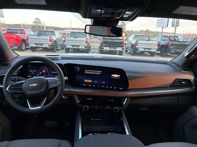 New 2026 Chevrolet Suburban LT image 13