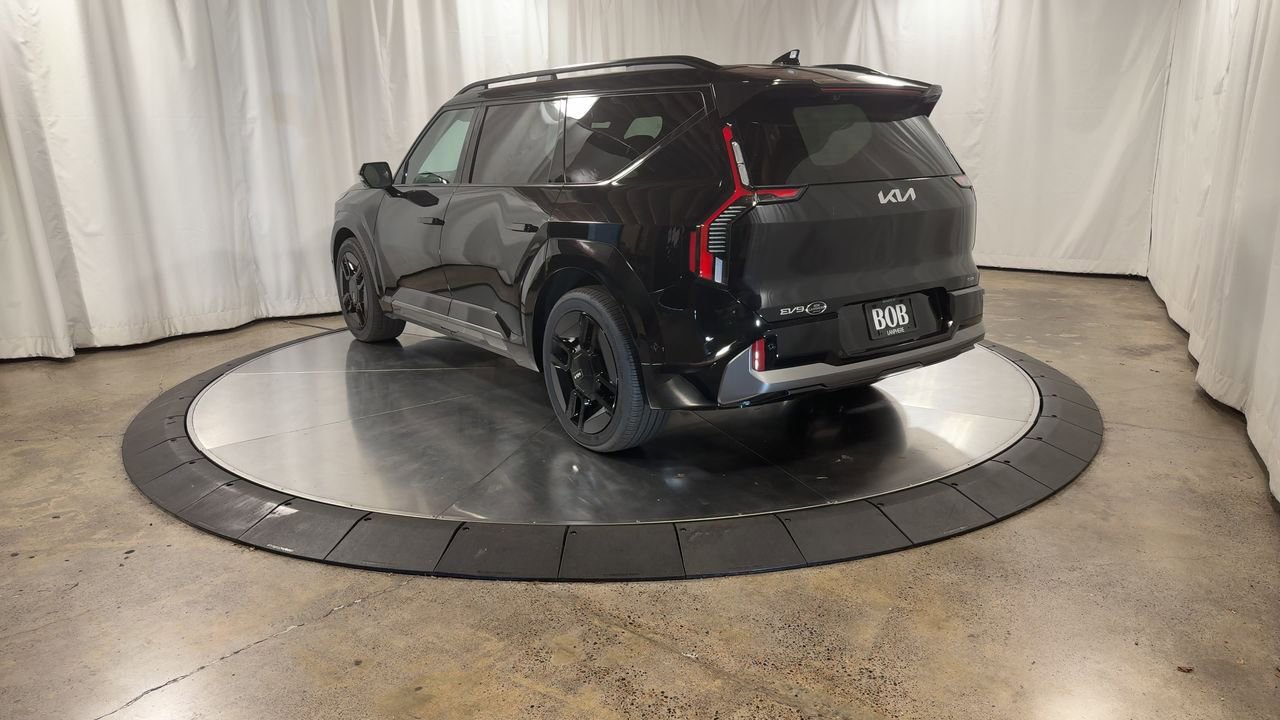 New 2026 Kia EV9 GT-Line image 8