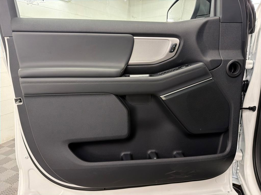 New 2026 Ford Expedition Max Active image 15