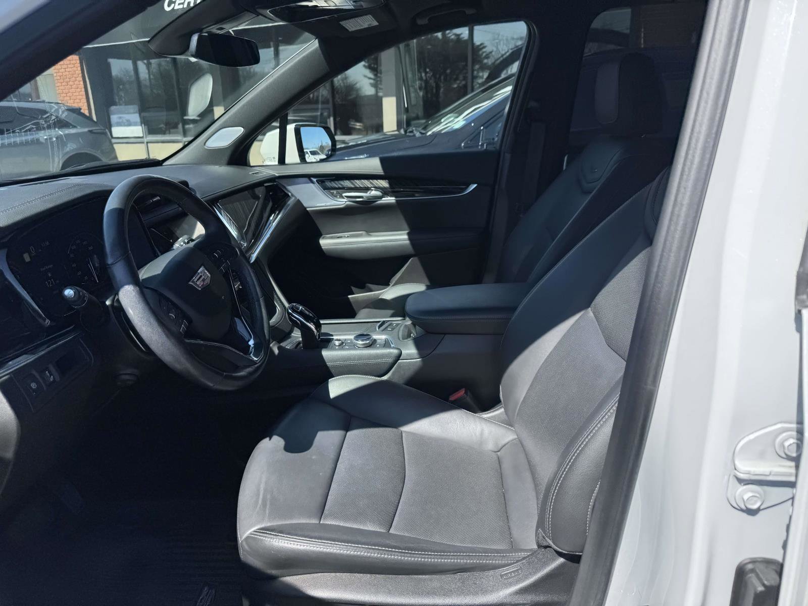Certified 2023 Cadillac XT6 Premium Luxury AWD/4WD image 11