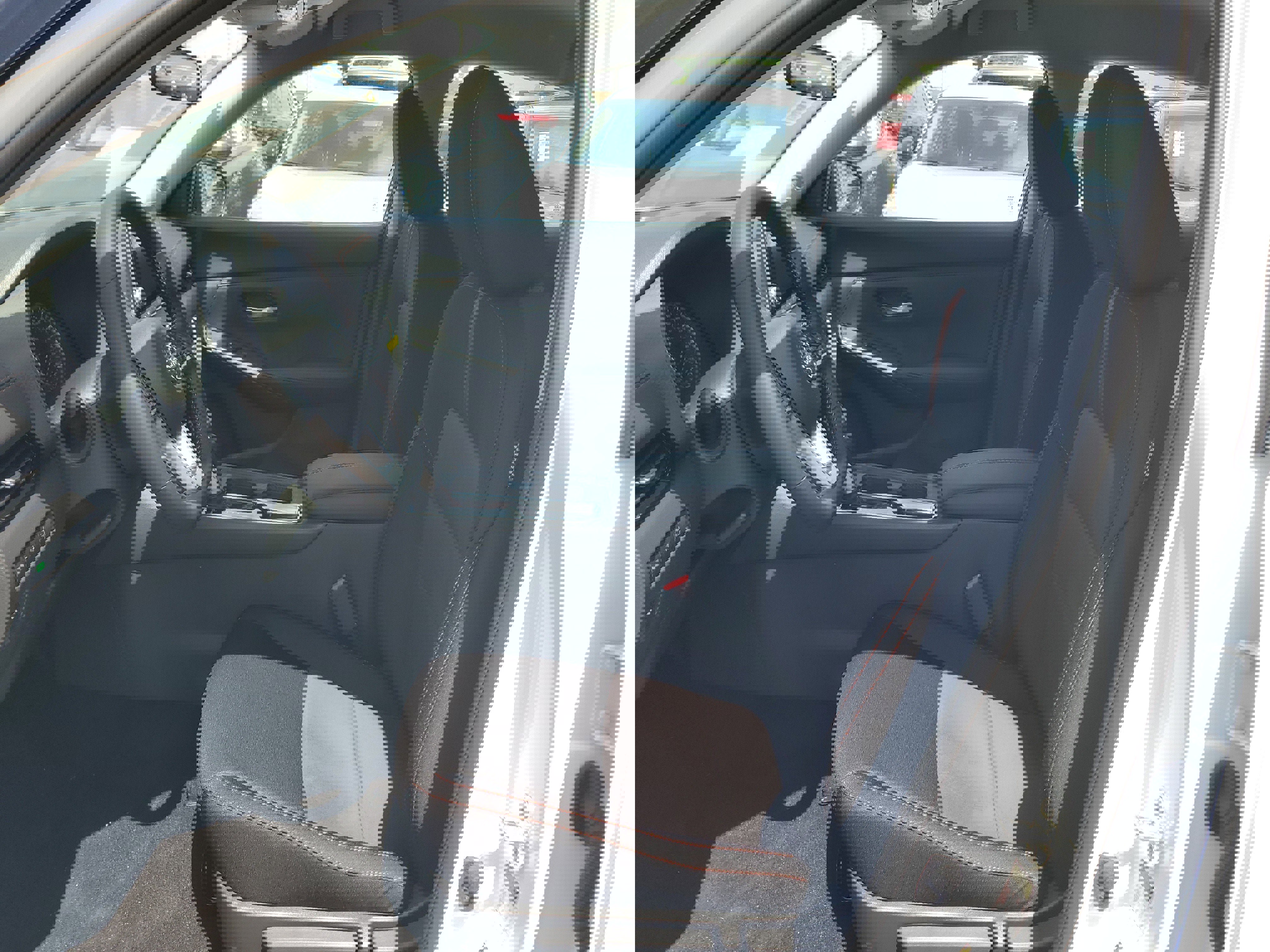 New 2025 Nissan Sentra SR w/ Midnight Edition image 15