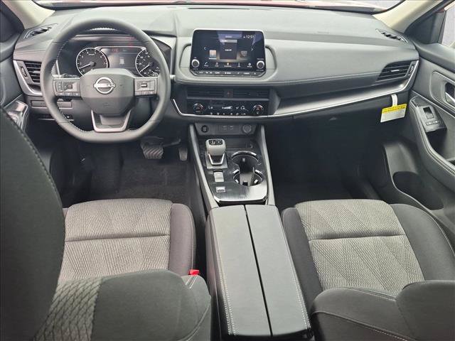 New 2027 Nissan Rogue SV FWD image 13