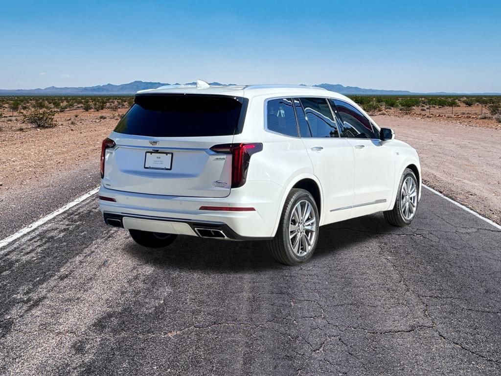 Used 2022 Cadillac XT6 Premium Luxury image 13