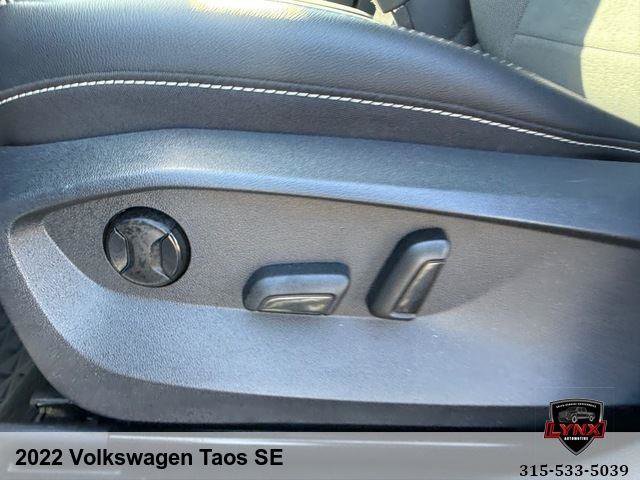 Used 2022 Volkswagen Taos SE w/ Panoramic Sunroof Package image 36