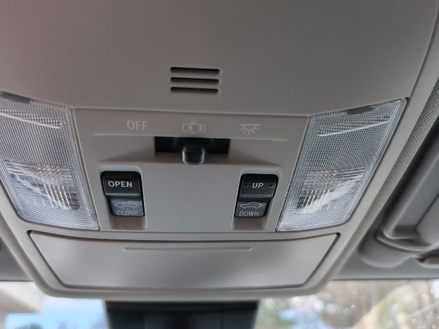 Used 2017 Toyota RAV4 Limited w/ All Weather Liner Package image 18