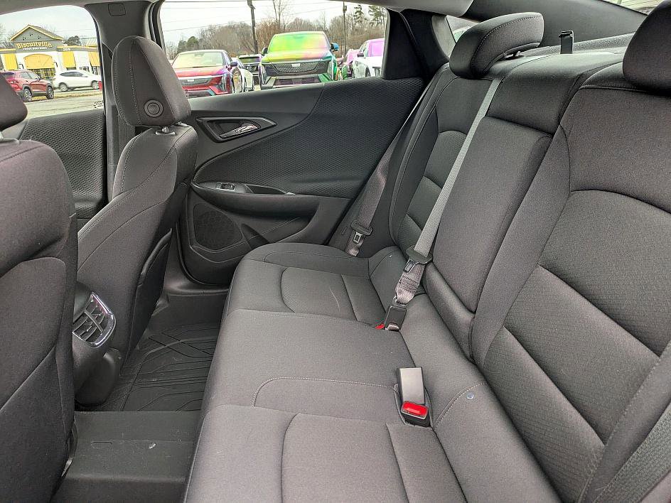 Used 2024 Chevrolet Malibu LT w/ LPO, Floor Liner Package image 23