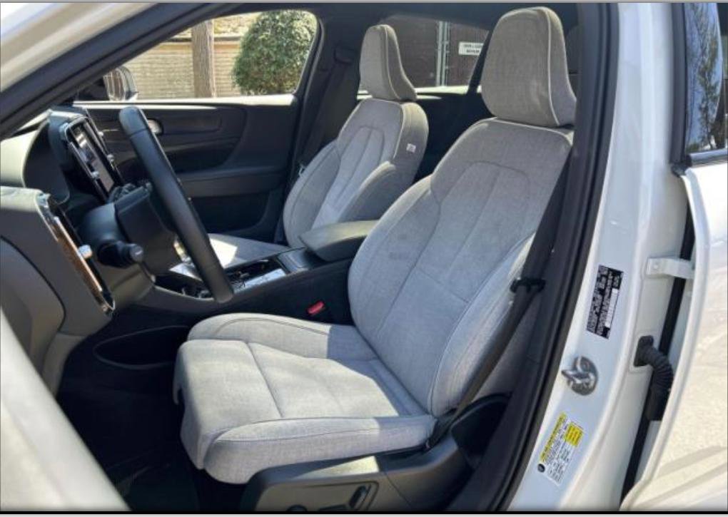 Used 2023 Volvo C40 P8 Recharge Ultimate AWD/4WD image 3