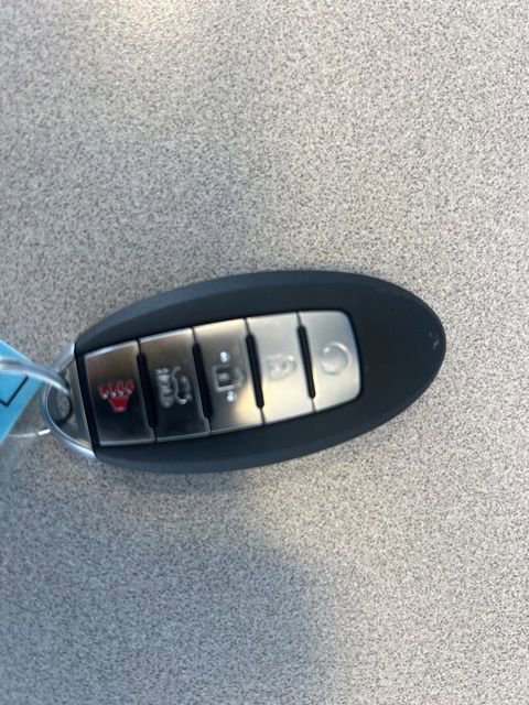 Used 2017 Nissan Murano SV image 30