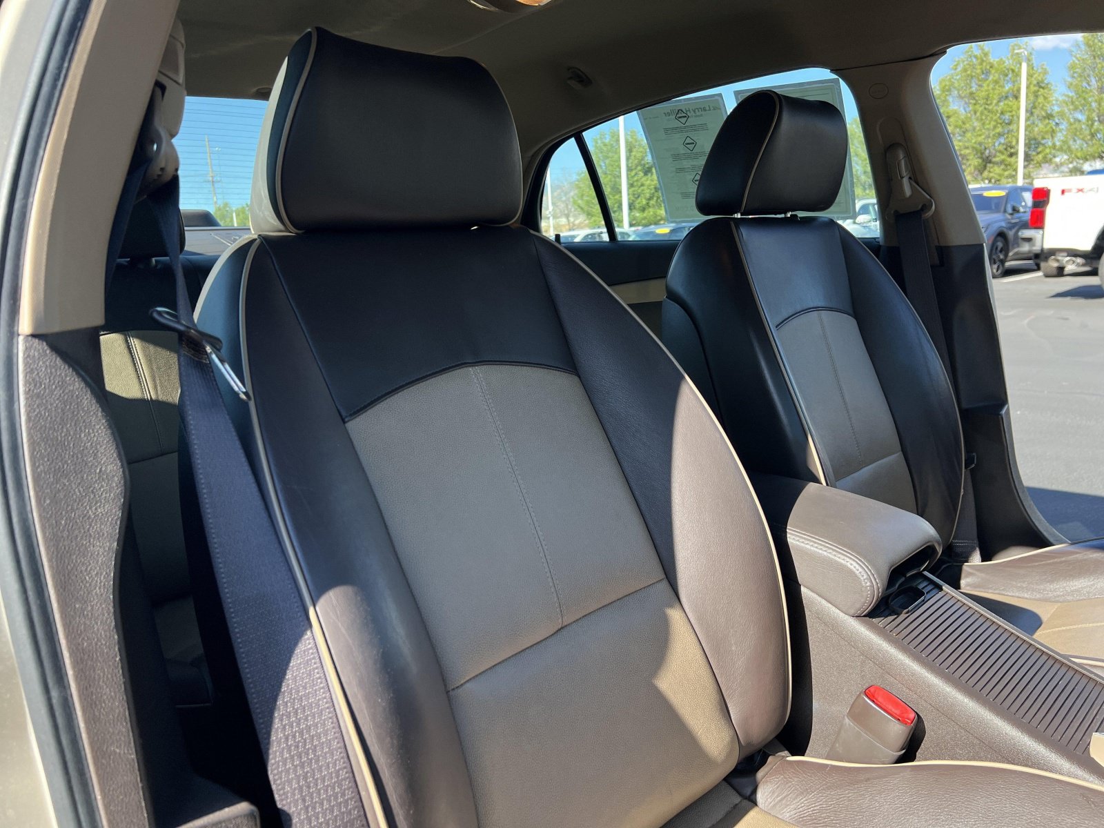 Used 2009 Chevrolet Malibu LTZ w/ Rear Power Package FWD image 26