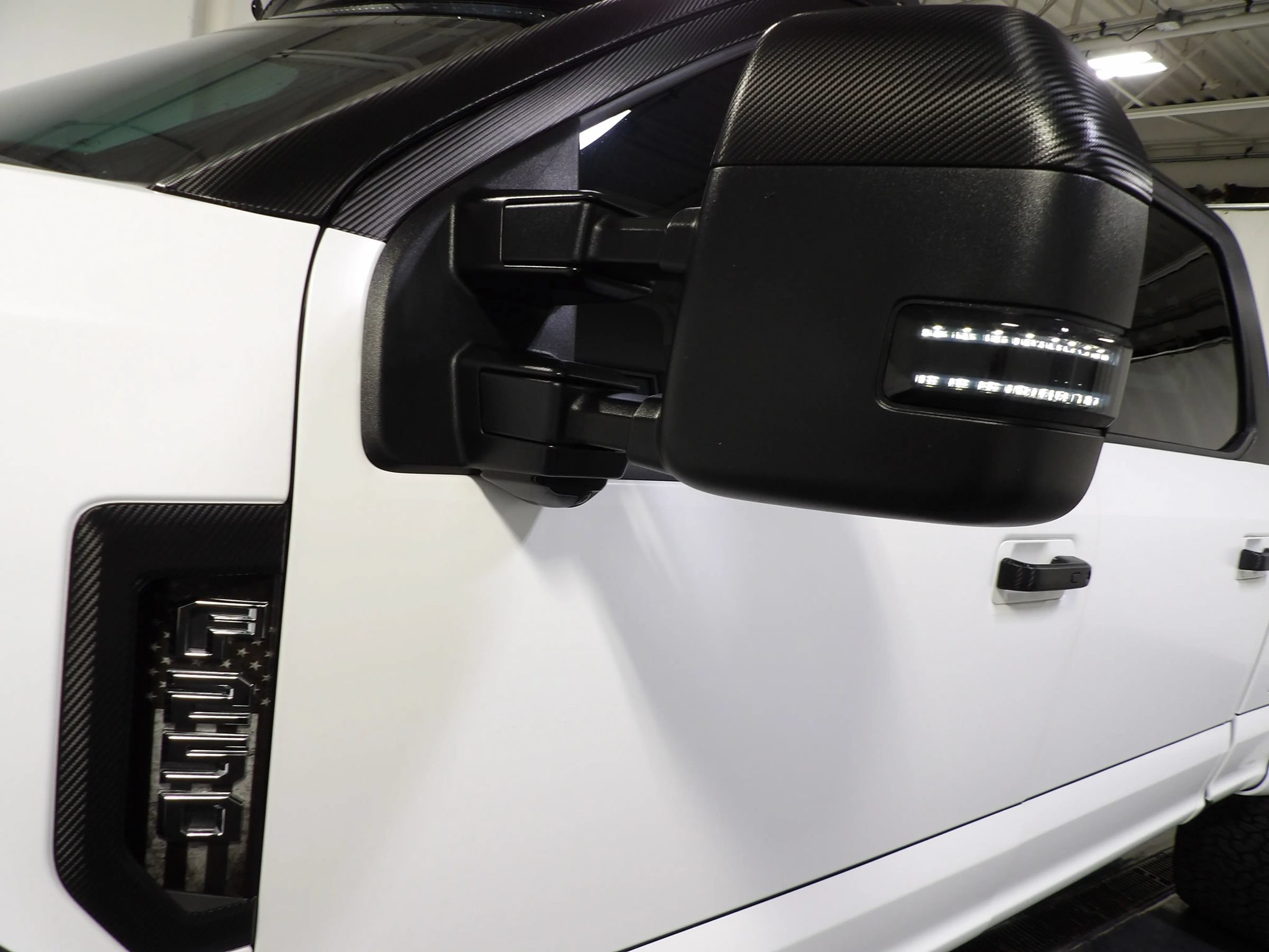 Used 2019 Ford F250 Lariat w/ Lariat Ultimate Package AWD/4WD image 12