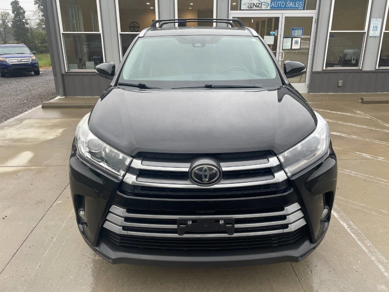 Used 2018 Toyota Highlander Limited image 3
