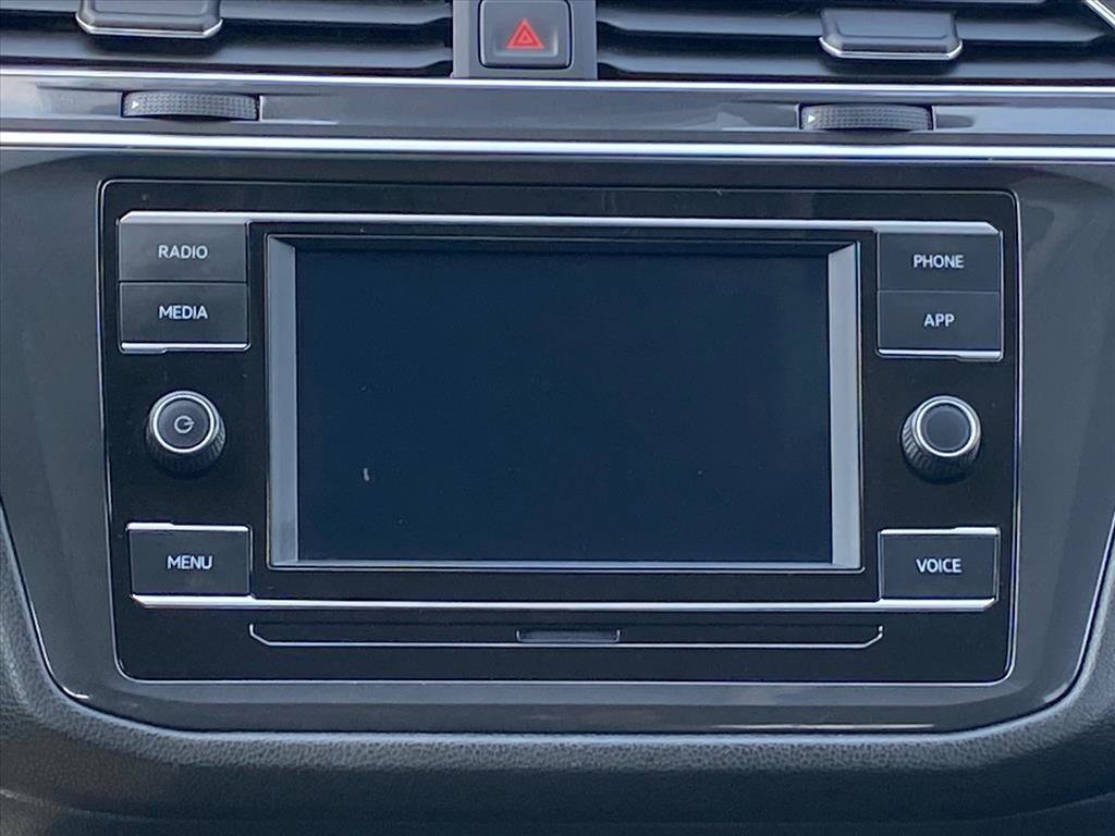 Certified 2024 Volkswagen Tiguan S image 7