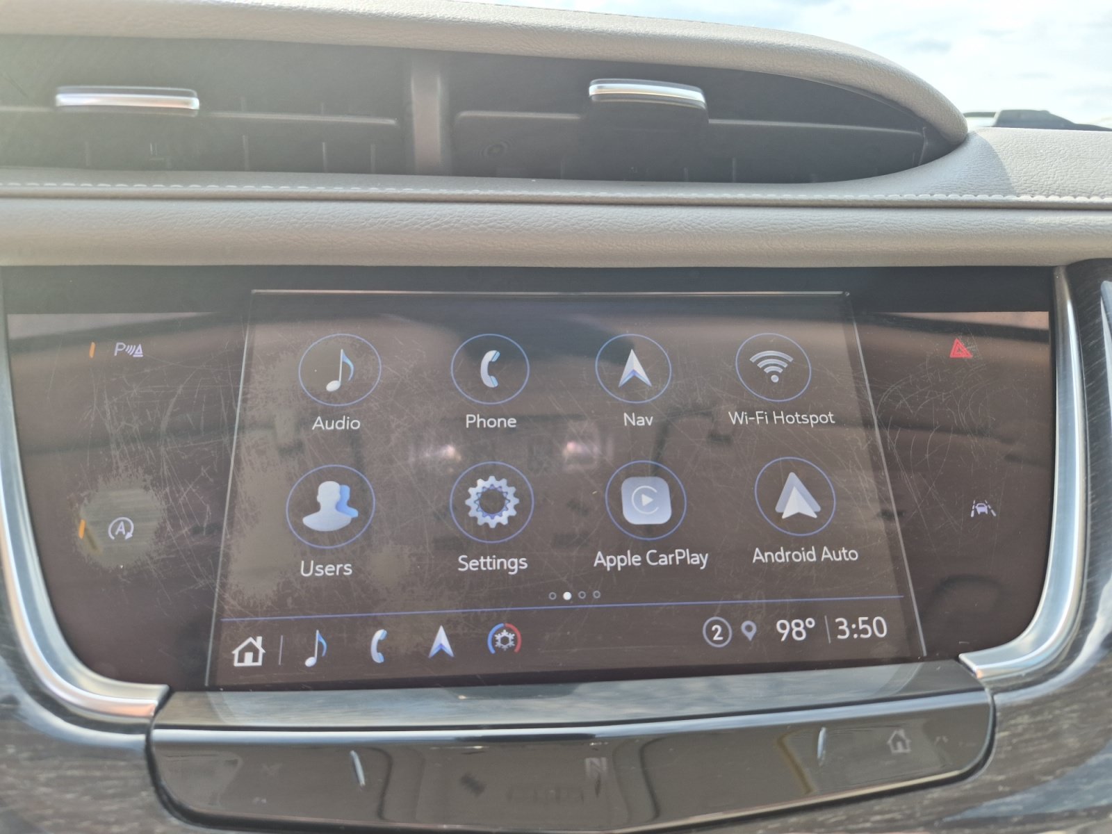 Used 2021 Cadillac XT6 Premium Luxury w/ LPO, Floor Liner Package FWD image 16