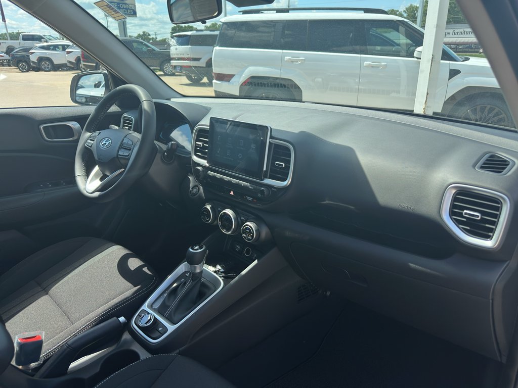 New 2026 Hyundai Venue SEL FWD image 27