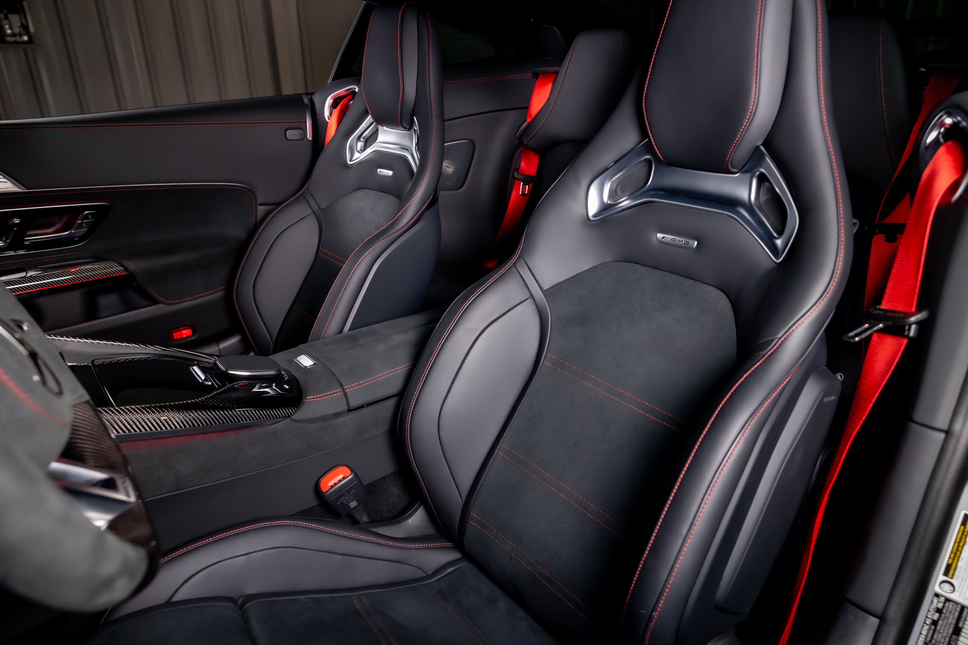 Used 2025 Mercedes-Benz AMG GT 63 image 5