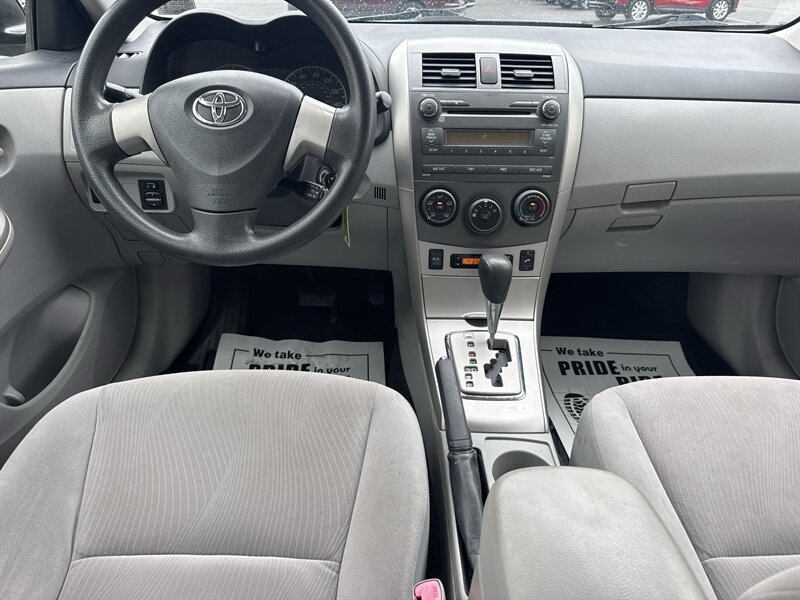 Used 2011 Toyota Corolla LE FWD image 33