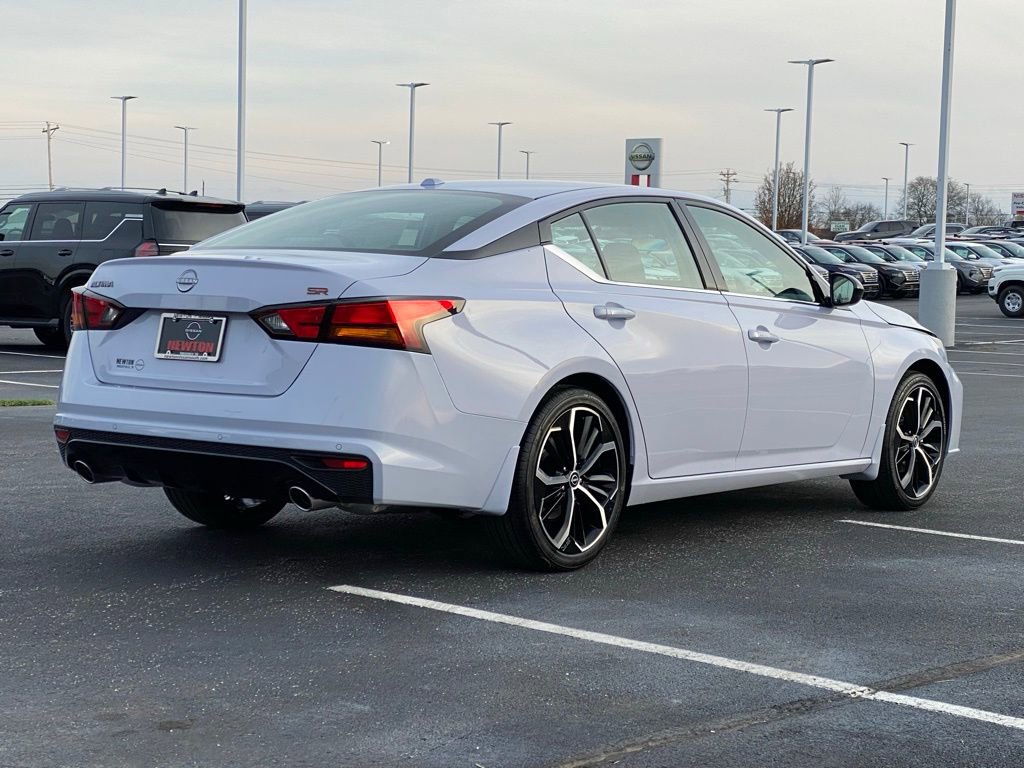 New 2025 Nissan Altima 2.5 SR w/ SR Premium Package image 4