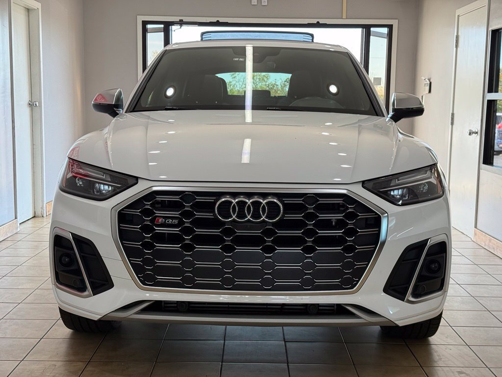 Used 2022 Audi SQ5 Premium Plus w/ Premium Plus Package AWD/4WD image 2