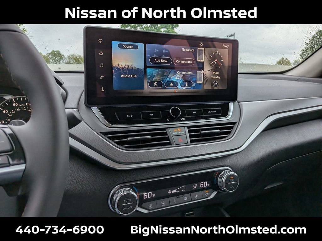New 2026 Nissan Altima 2.5 SR w/ SR Midnight Edition Package AWD/4WD image 16