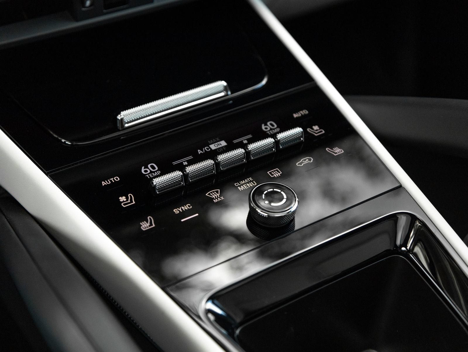 New 2026 Porsche Cayenne Coupe AWD/4WD image 27