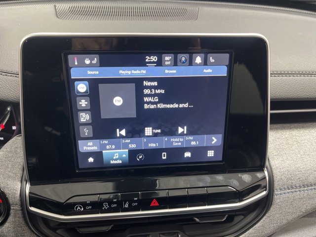 New 2026 Jeep Compass Latitude image 17