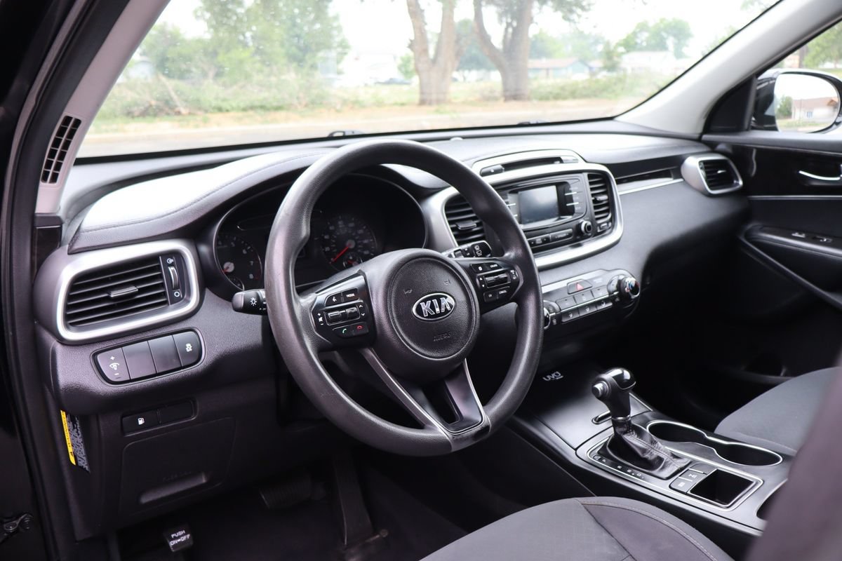 Used 2016 Kia Sorento LX AWD/4WD image 15