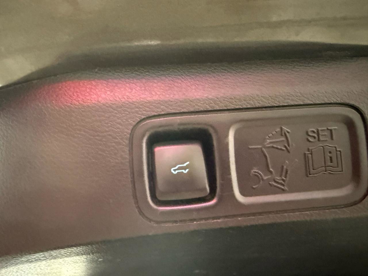 Used 2019 Ford Expedition Platinum AWD/4WD image 25