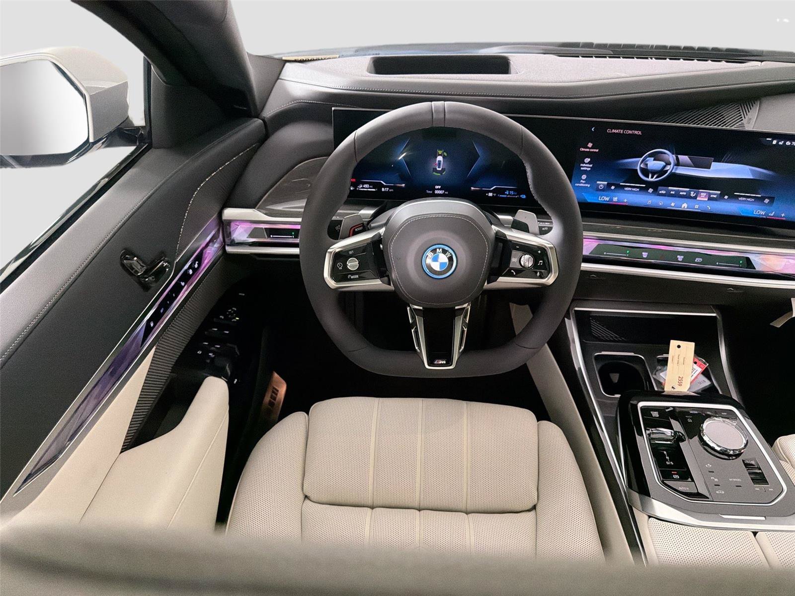 New 2026 BMW 750e xDrive AWD/4WD image 21