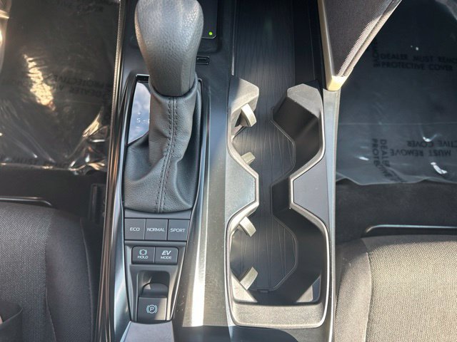 Used 2025 Toyota Camry LE FWD image 26